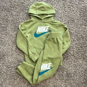 Nike boys jumpsuit set